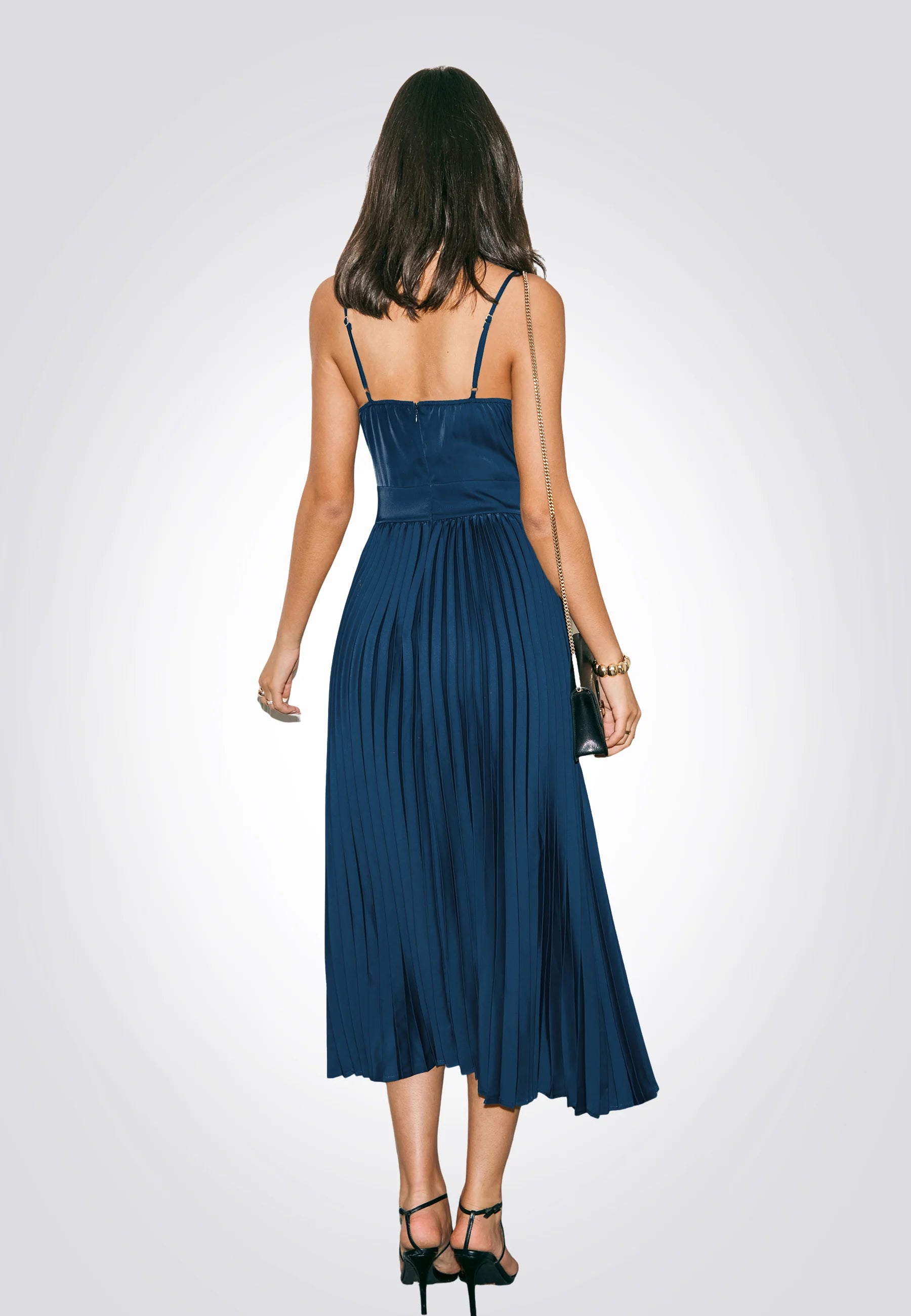 Damenkleid mit weitem Rock
